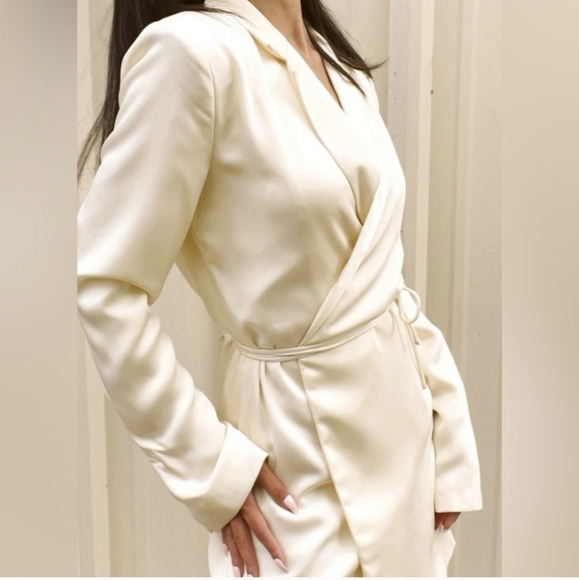 ZARA * CREAM SATIN EFFECT WRAP Blazer DRESS - Picture 10 of 15